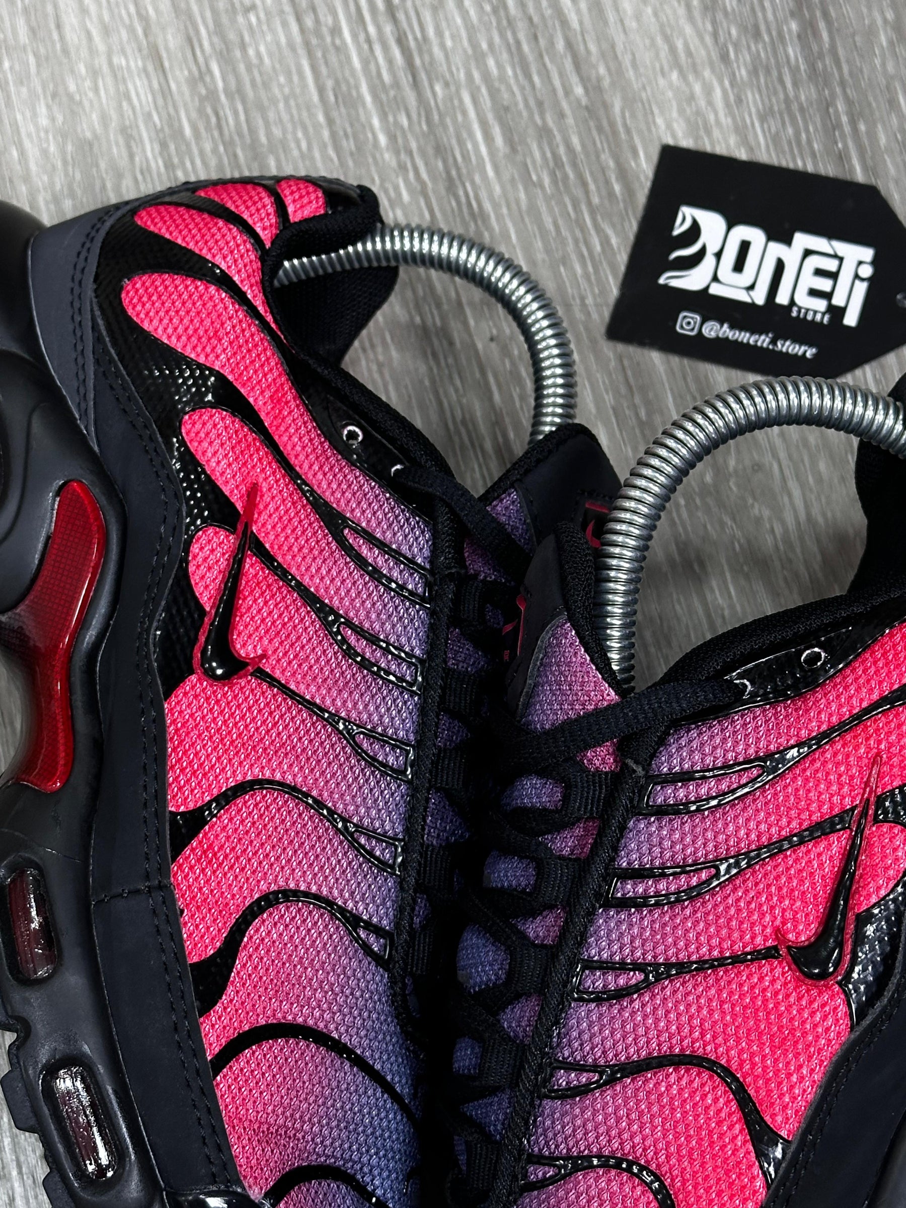 TÊNIS NK AIR MAX PLUS TN - BLACK PINK