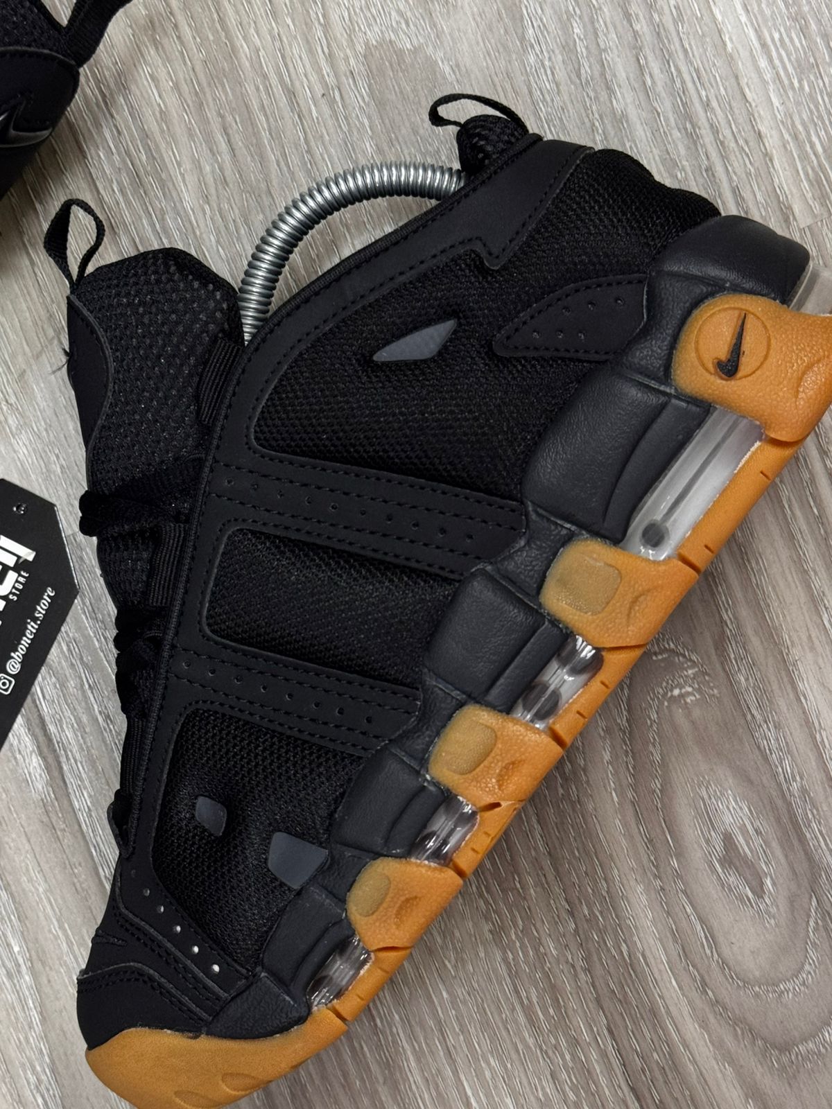 TÊNIS NK AIR MORE UPTEMPO LOW - BLACK GUM