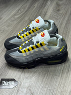 TÊNIS NK AIR MAX 95 - UNDEFEATED SHANGHAI