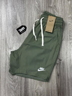 SHORTS TACTEL NK CLUB BORDADO - VERDE MILITAR