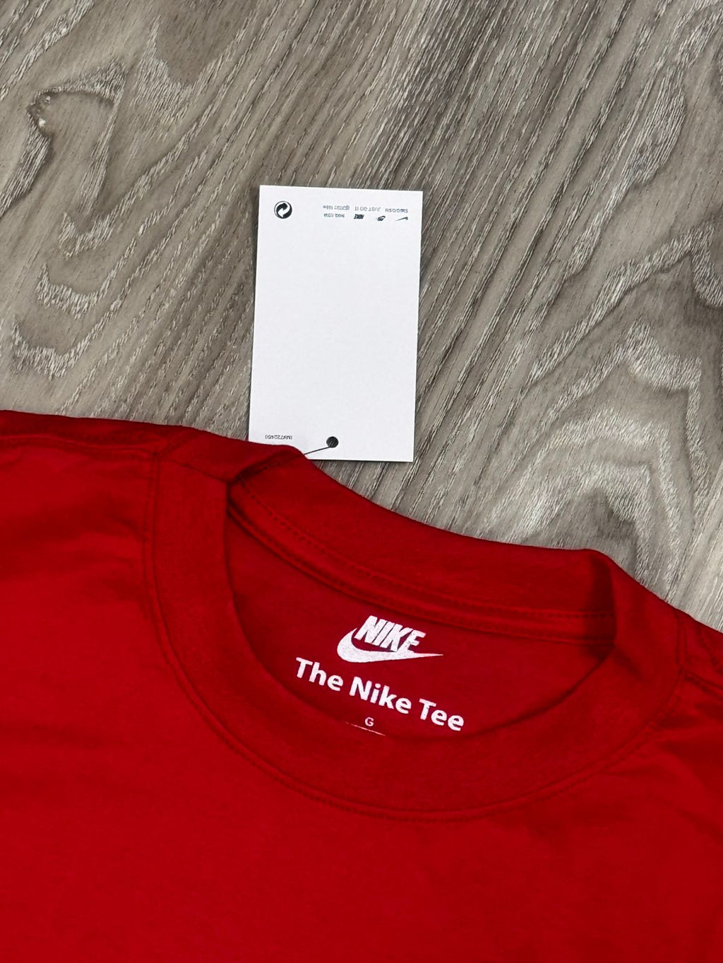 CAMISETA NK AIR BIG LOGO - VERMELHA