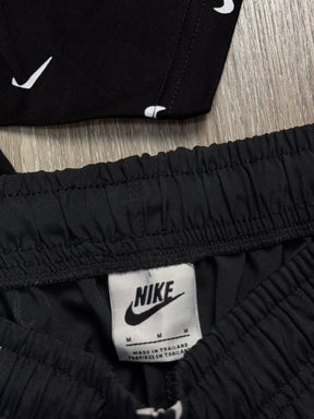 CONJUNTO NK SUMMER RAIN SWOOSH - PRETO