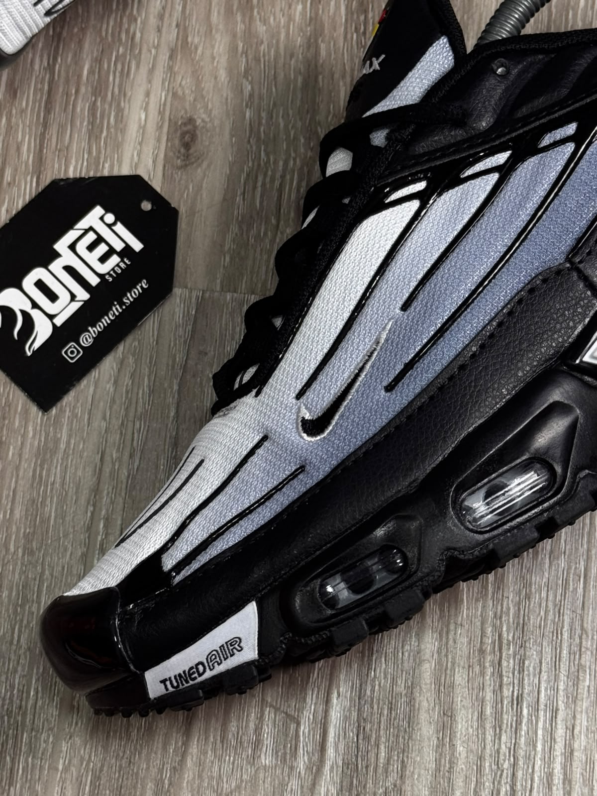TÊNIS NK AIR MAX PLUS TN 3 - BLACK WHITE