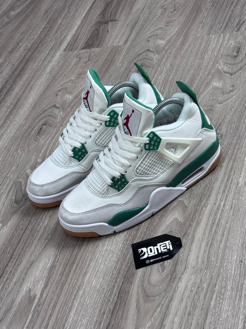 TÊNIS NK JORDAN 4 - PINE GREEN