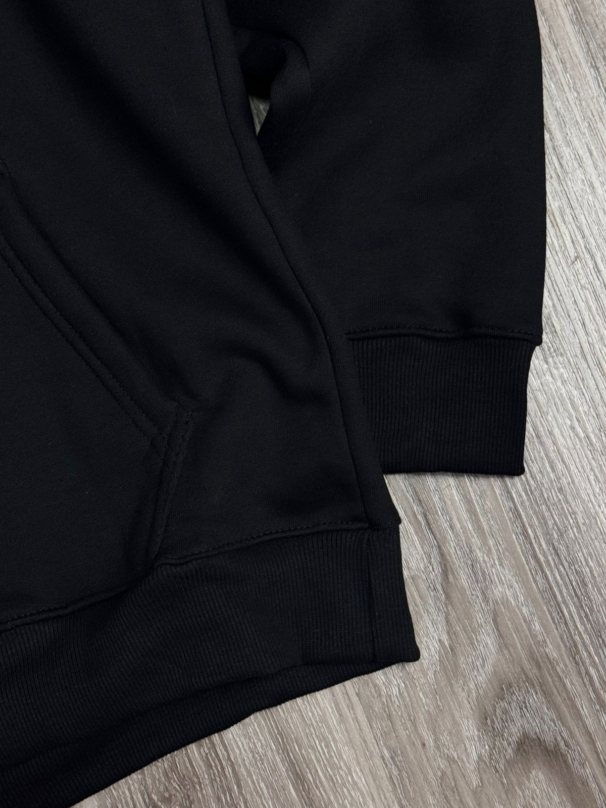 MOLETOM CANGURU CHAMPION BIG LOGO - PRETO