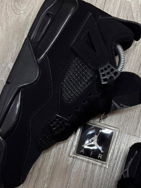 TÊNIS NK JORDAN 4 RETRÔ - BLACK CAT
