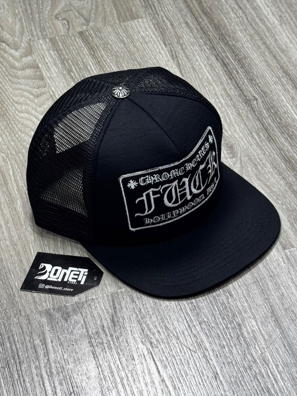BONÉ CHROME HEARTS HOLLYWOOD TRUCKER - PRETO E BRANCO