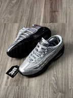 TÊNIS NK AIR MAX 95 TOTAL 90  - CINZA