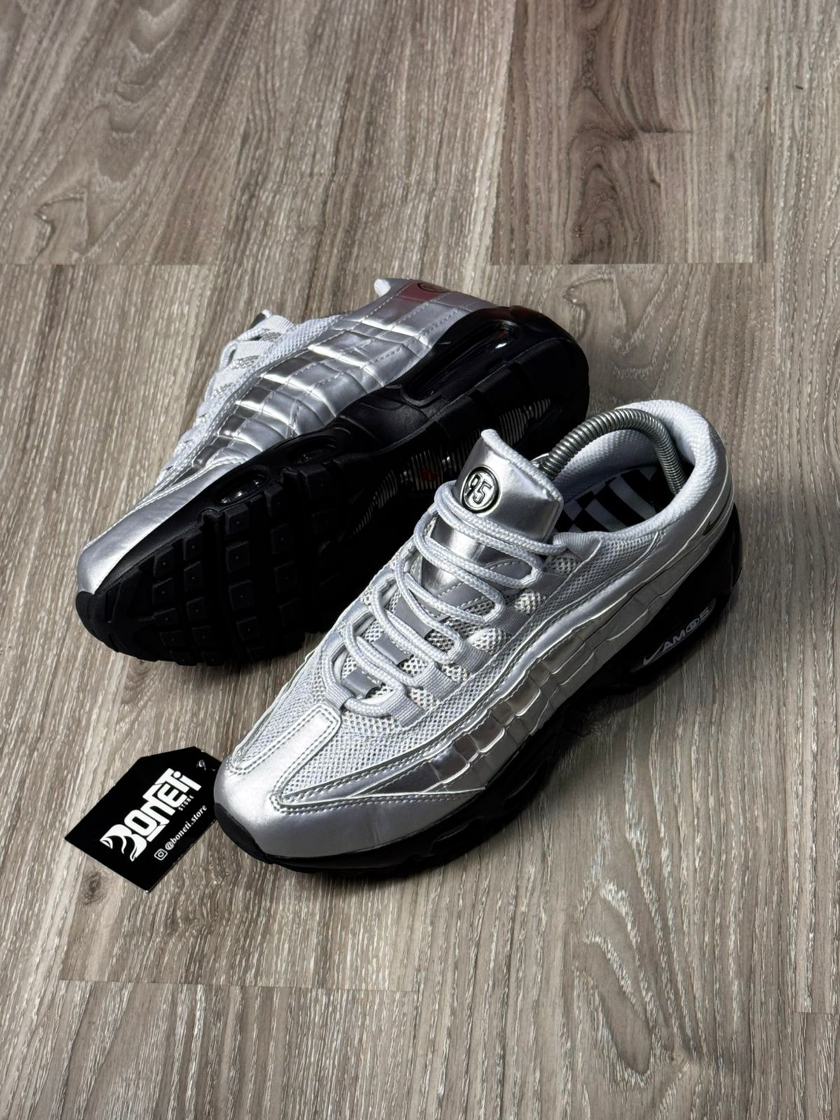 TÊNIS NK AIR MAX 95 TOTAL 90  - CINZA