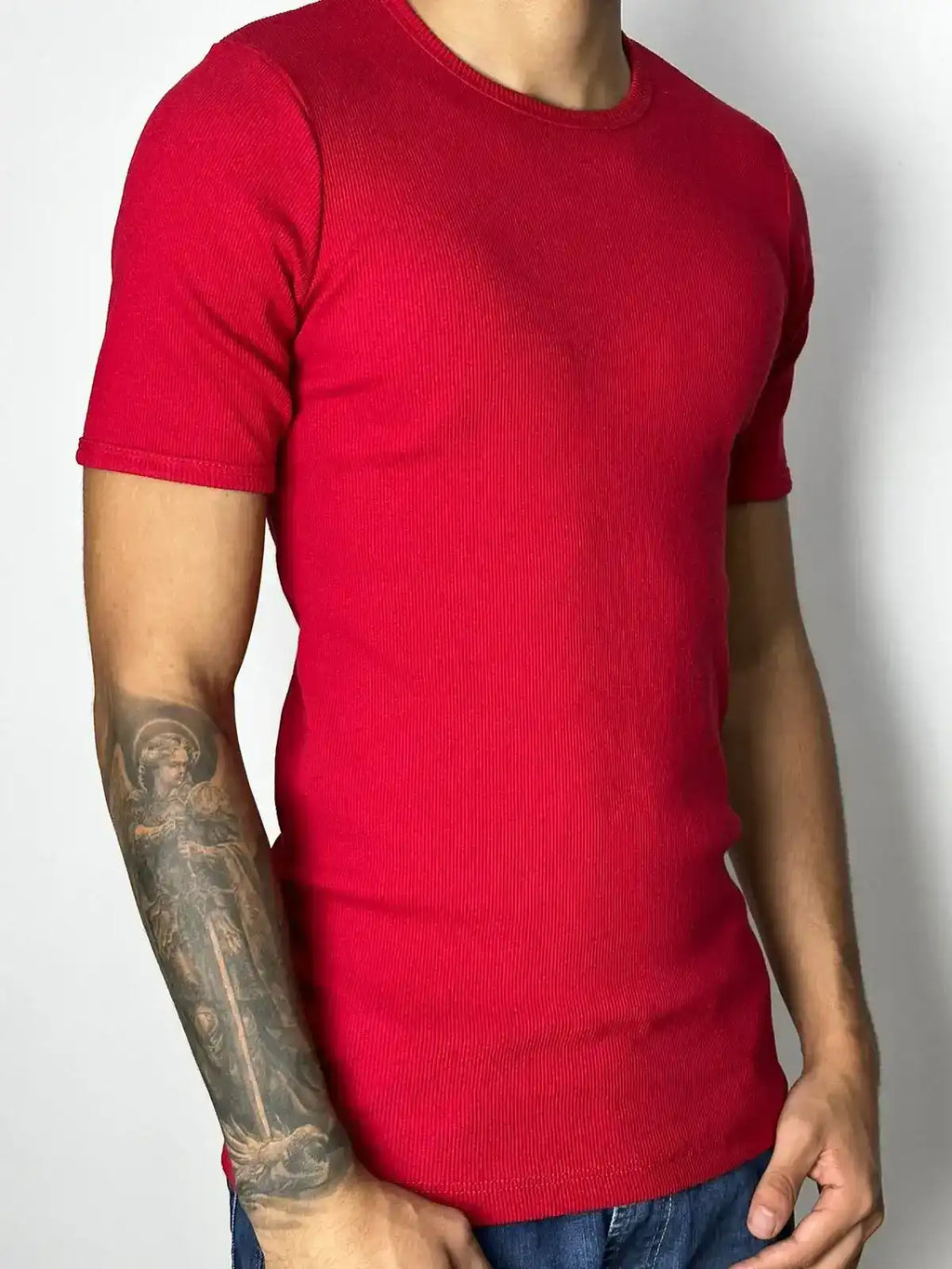CAMISETA CANELADA - VERMELHA