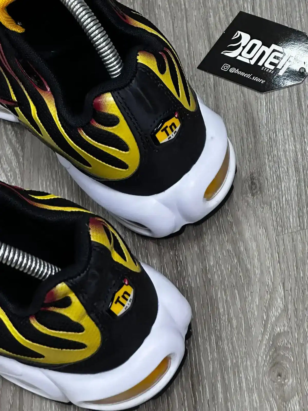 TÊNIS NK AIR MAX PLUS TN - REVERSE SUNSET