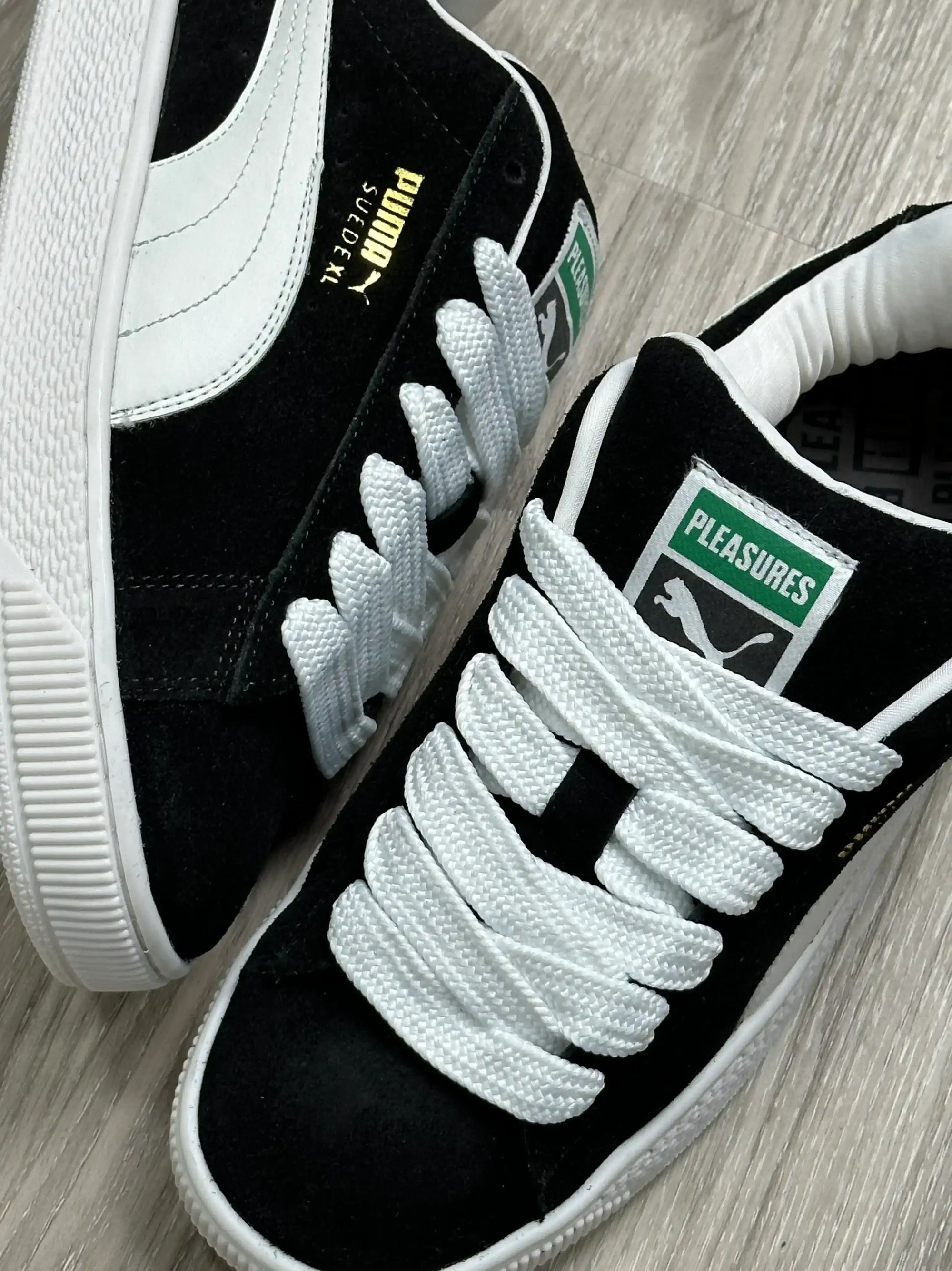 TÊNIS PM SUEDE CAMURÇA - PRETO/BRANCO