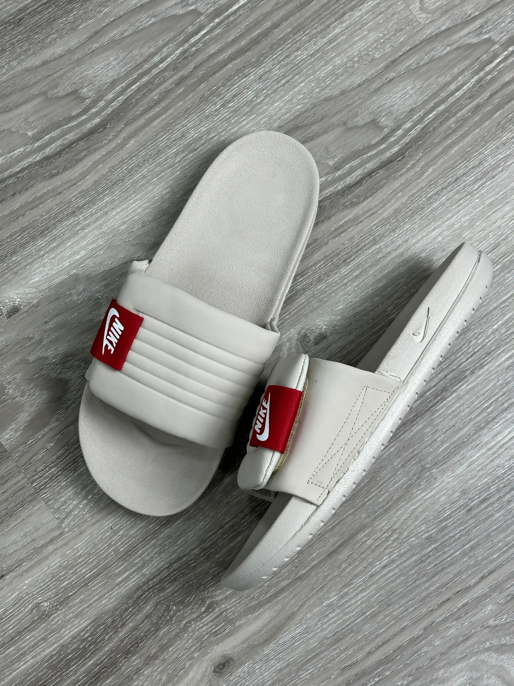 CHINELO SLIDE NK OFFCOURT - CREME