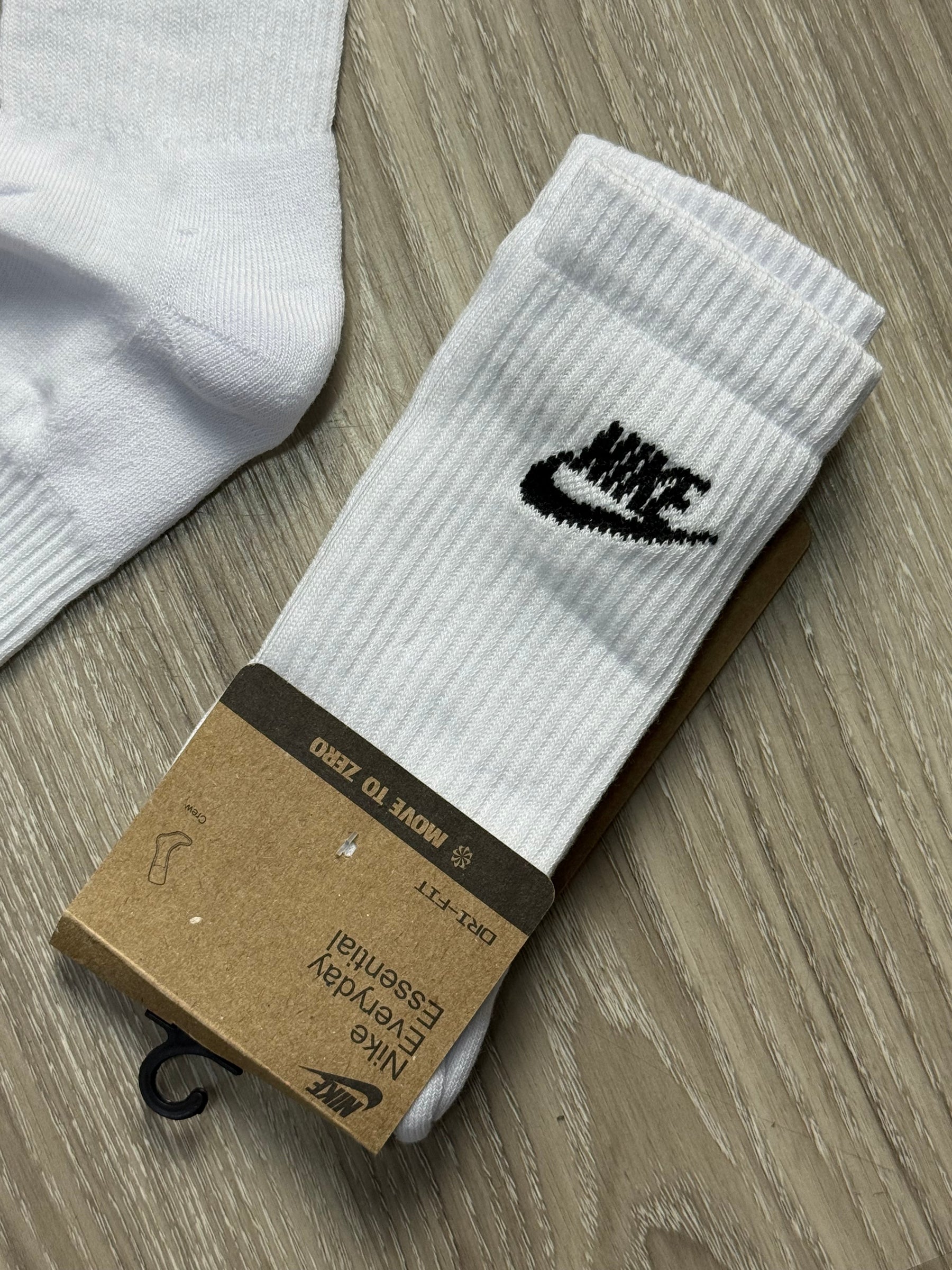 MEIA NK CANO ALTO LOGO - BRANCA