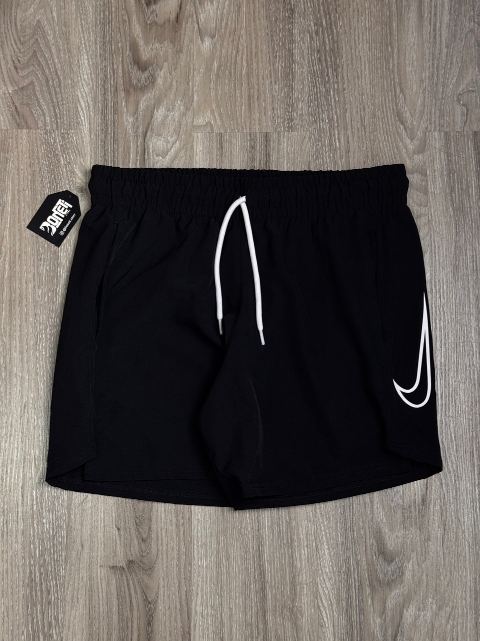 SHORTS TACTEL NK SWOOSH VAZADO VERTICAL - PRETO