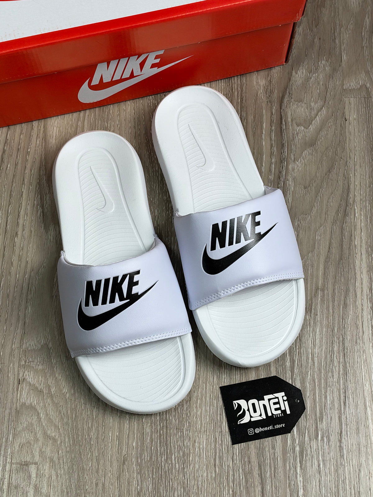 CHINELO SLIDE NK VICTORI - BRANCO