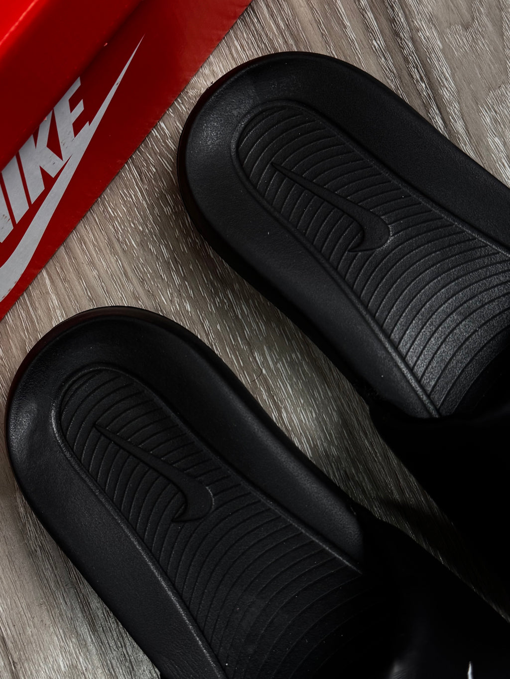 CHINELO SLIDE NK VICTORI - PRETO