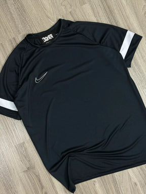 CAMISETA NK ACADEMY PRO - PRETO