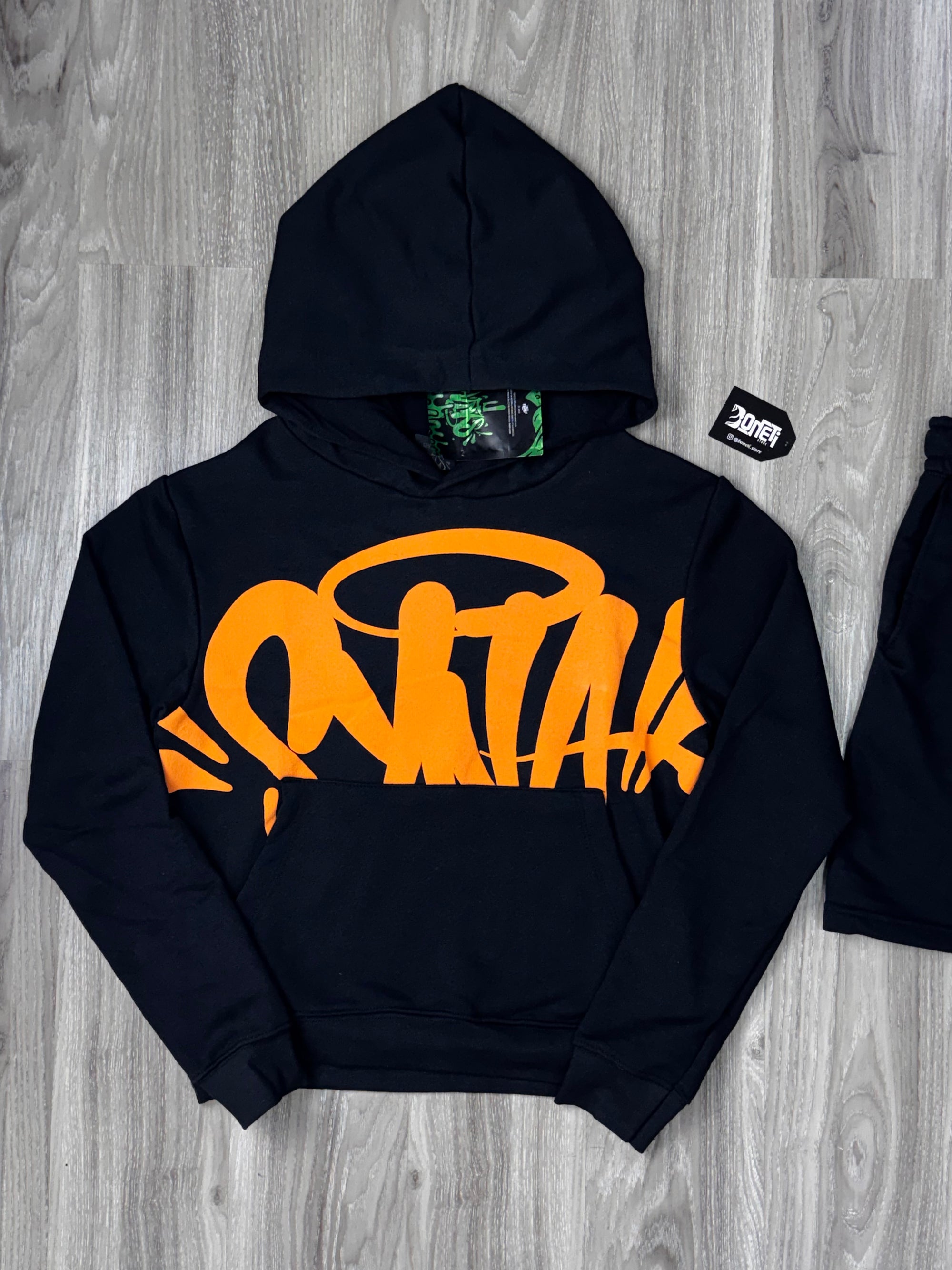 CONJUNTO SYNA WORLD MOLETOM - BLACK ORANGE
