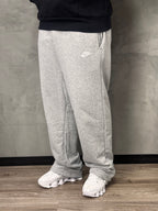 CALÇA MOLETOM NK CLUB RETA - CINZA