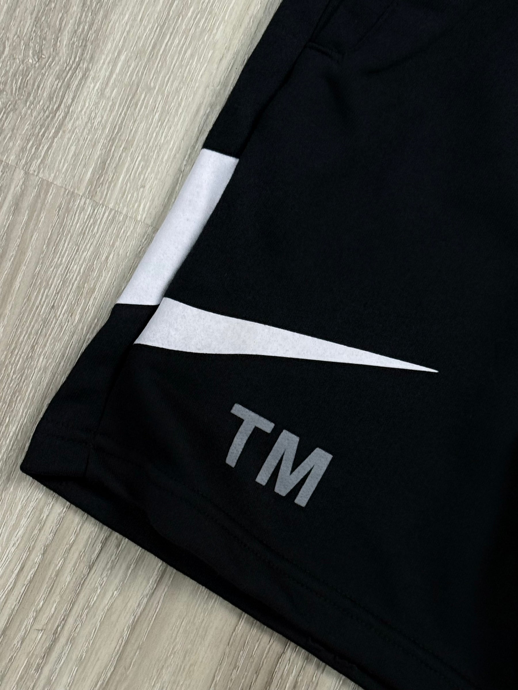 SHORTS MOLETOM NK BIG SWOOSH TM - PRETO