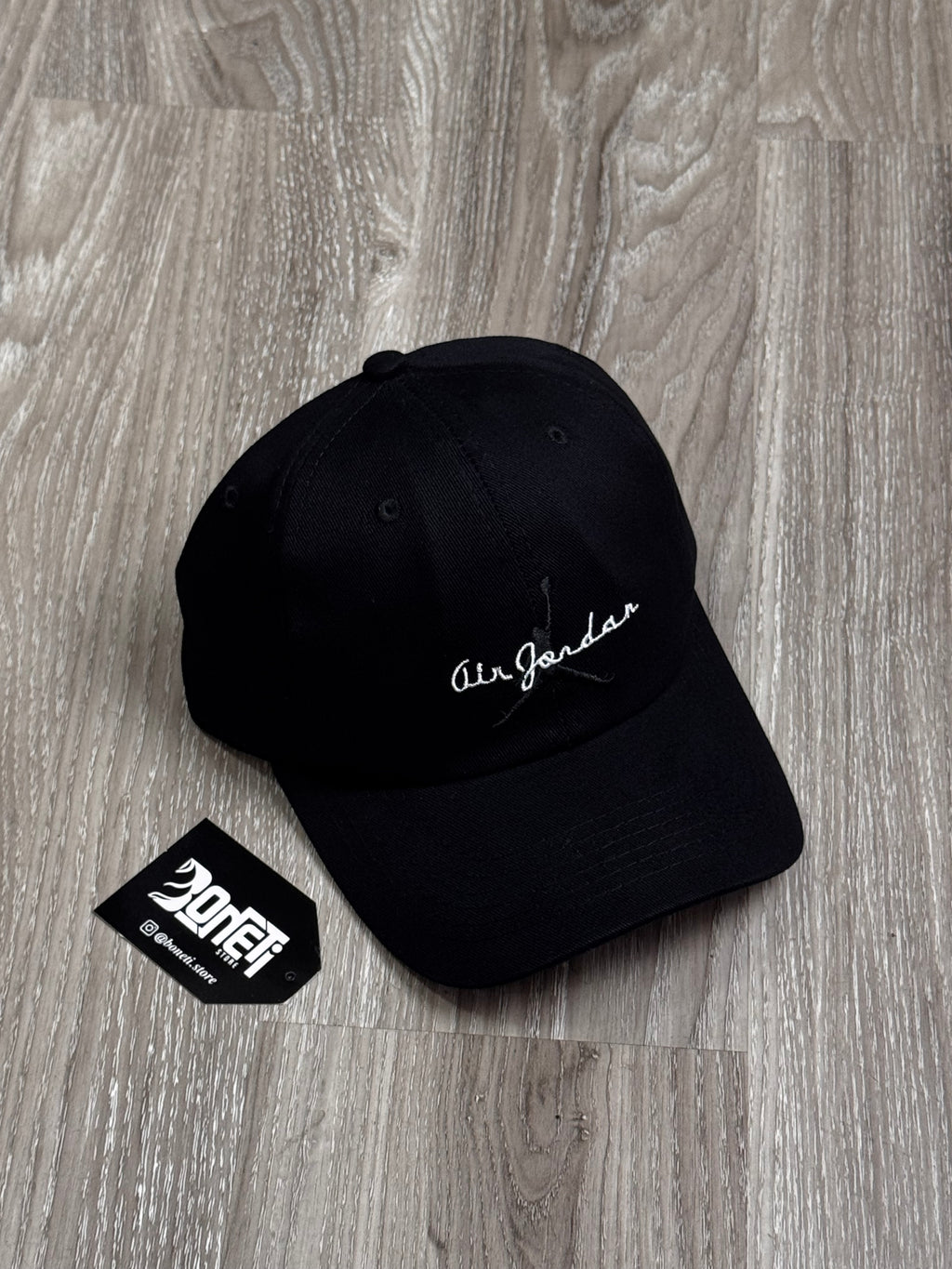 BONÉ AIR JORDAN CLUB SCRIPT - PRETO