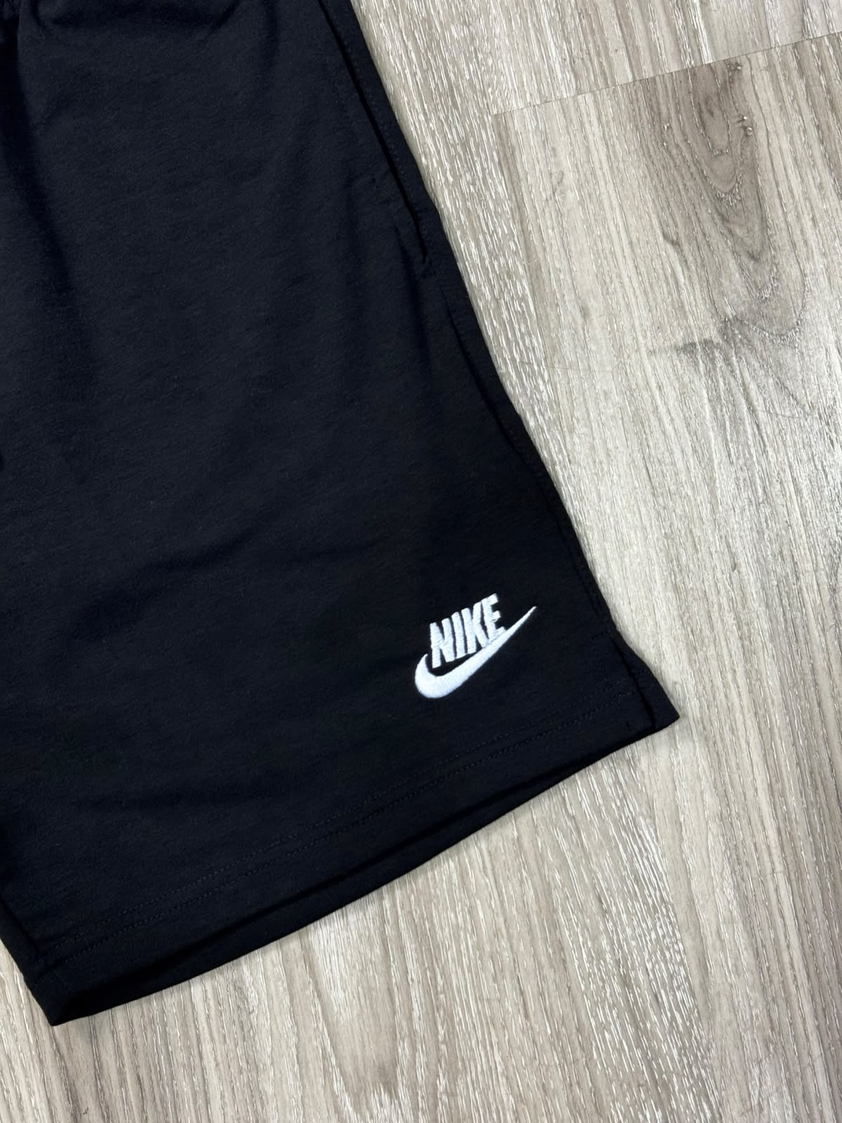 SHORTS MOLETOM NK CLUB - PRETO