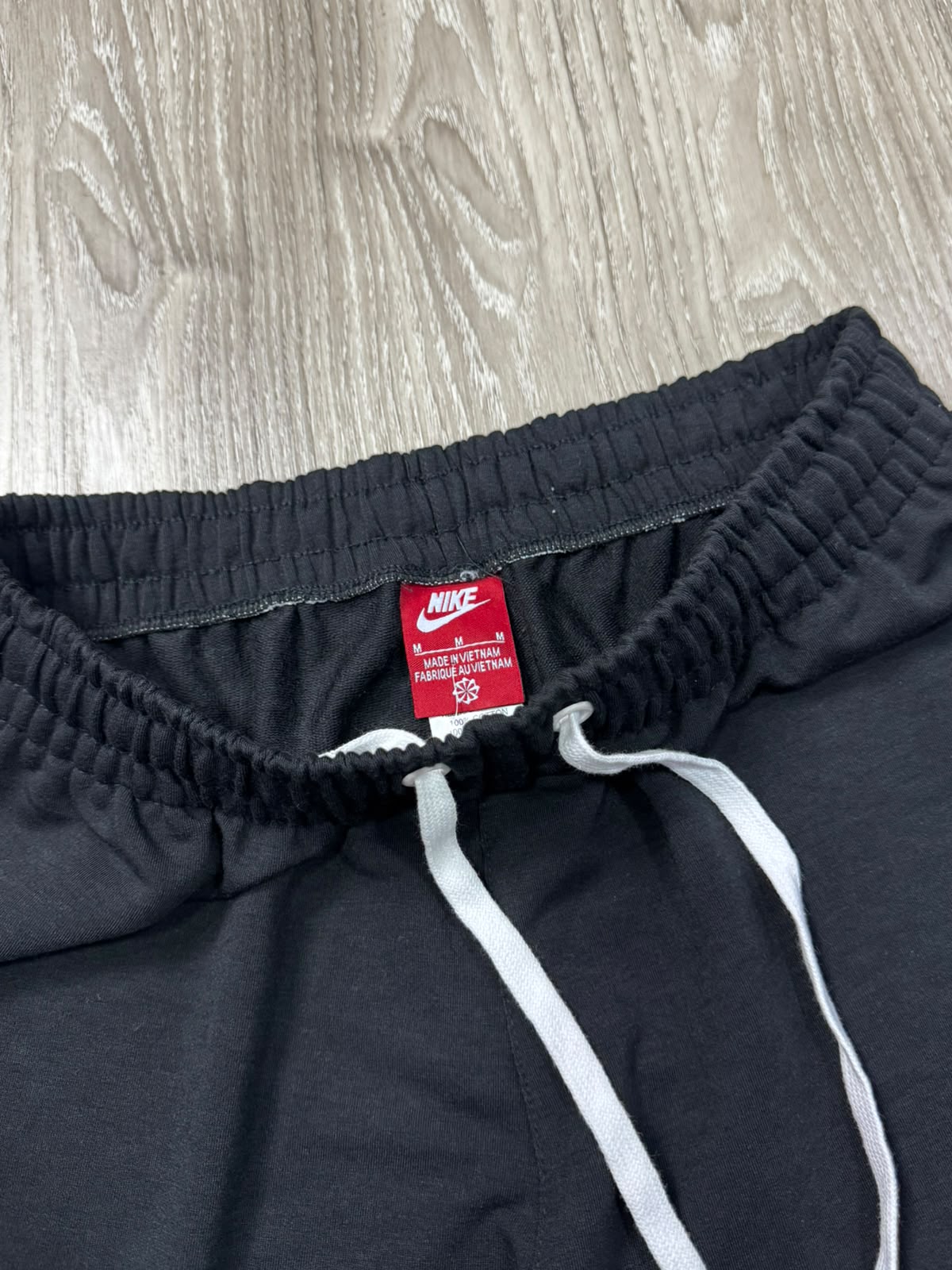 SHORTS MOLETOM NK CLUB - PRETO