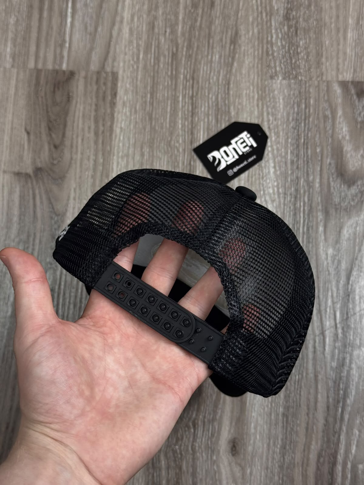 BONÉ TRUCKER CORTEIZ 5 STARS BLACK