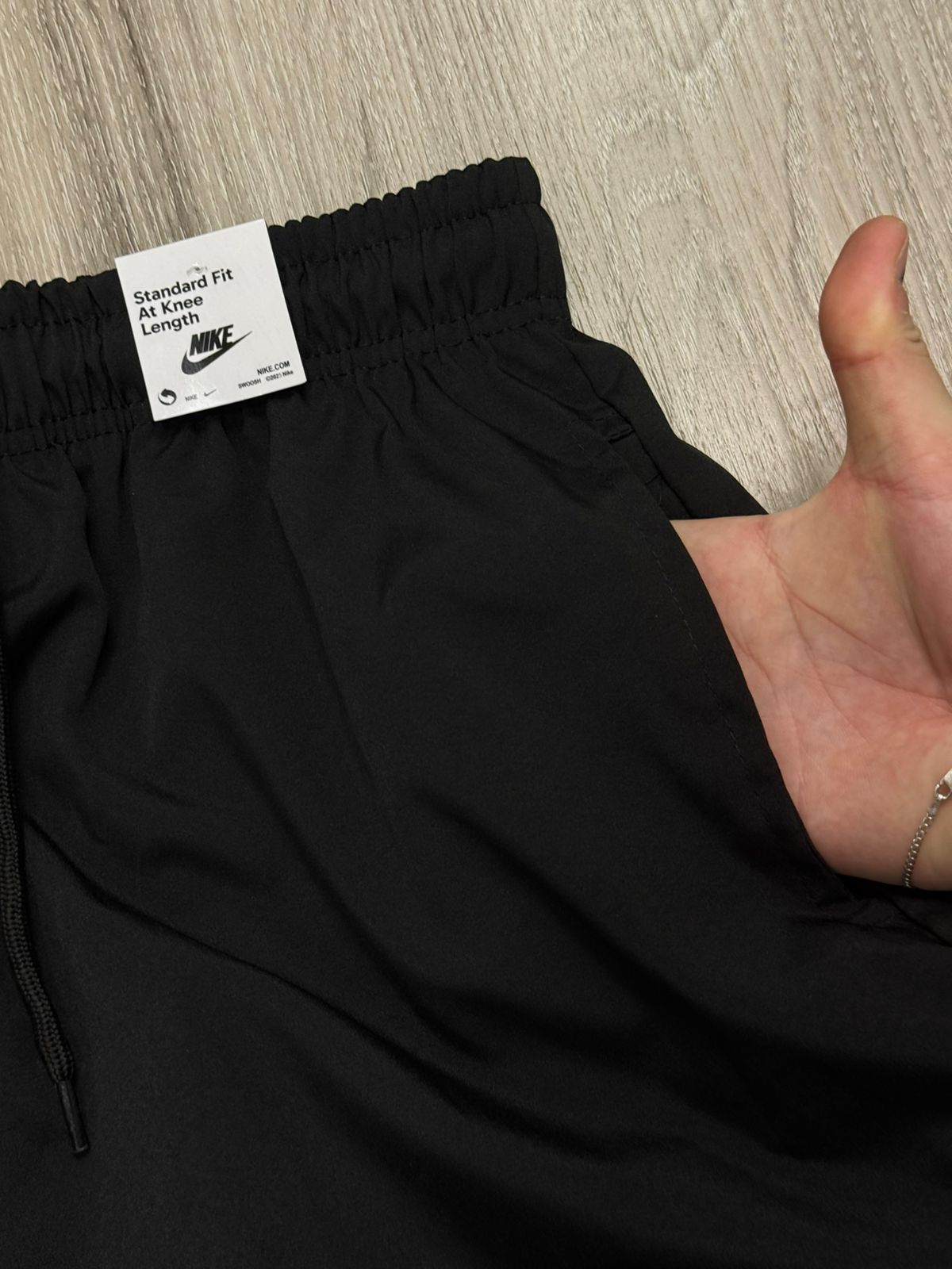 SHORTS TACTEL NK CLUB BORDADO - PRETO