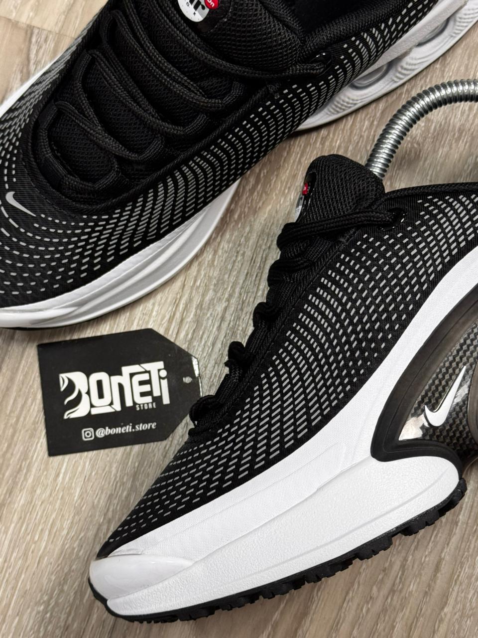 TÊNIS NK AIR MAX DN - PRETO E BRANCO