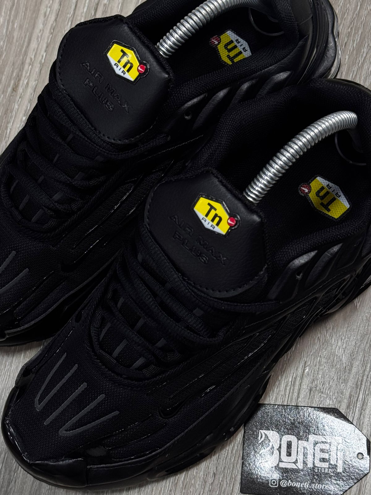 TÊNIS NK AIR MAX PLUS TN 3 - TRIPLE BLACK