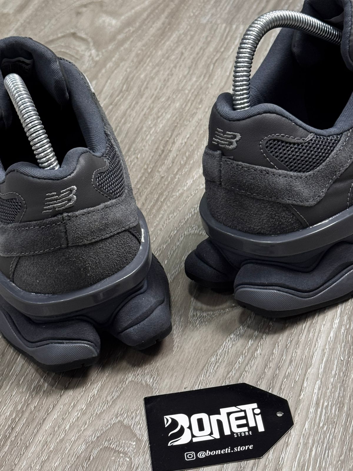 TÊNIS NB 9060 - GREY