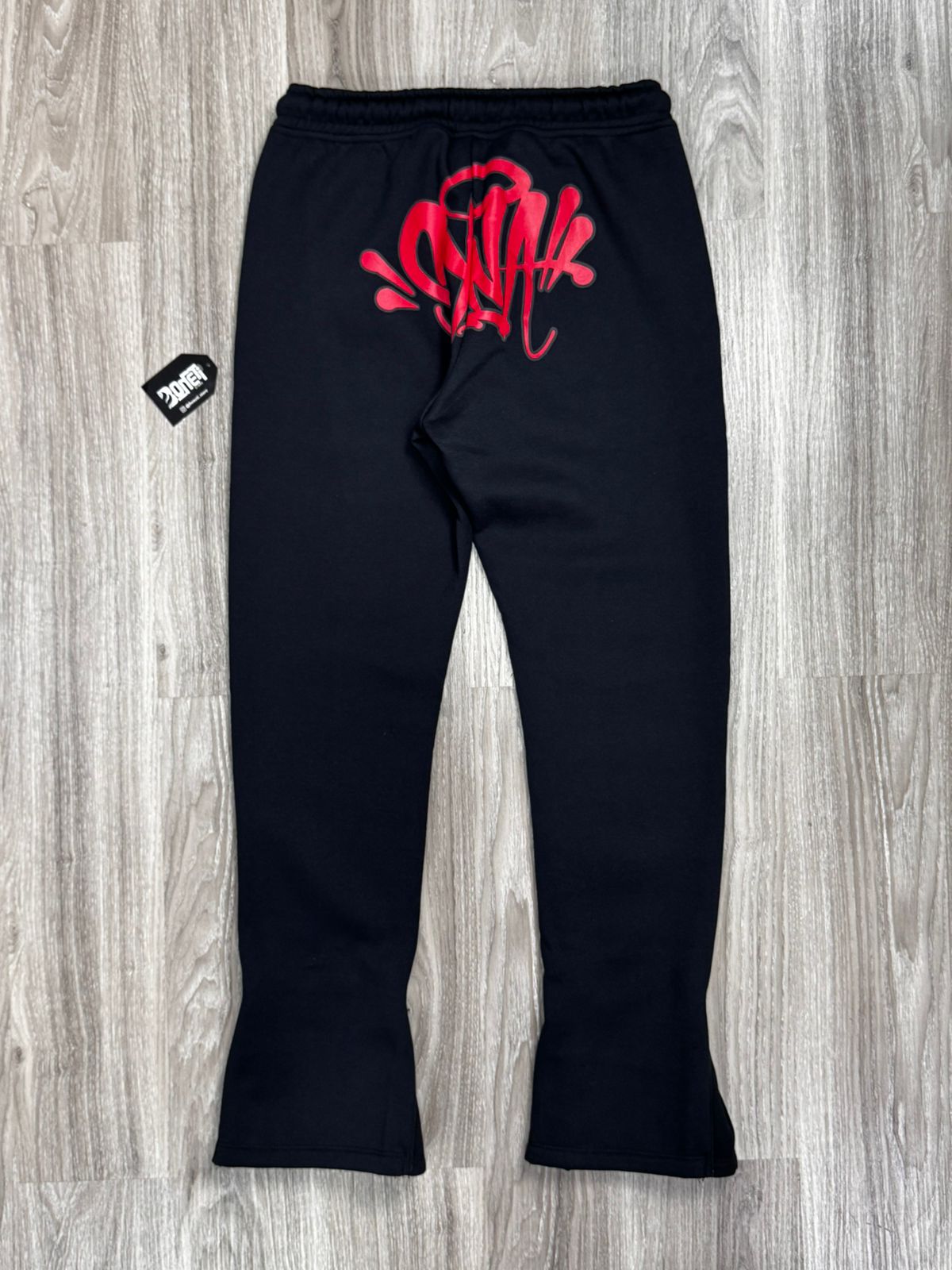 CONJUNTO SYNA WORLD WINTER MOLETOM - BLACK RED