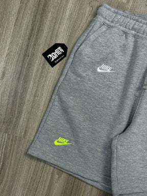SHORTS MOLETOM NK MULTI SWOOSH - CINZA
