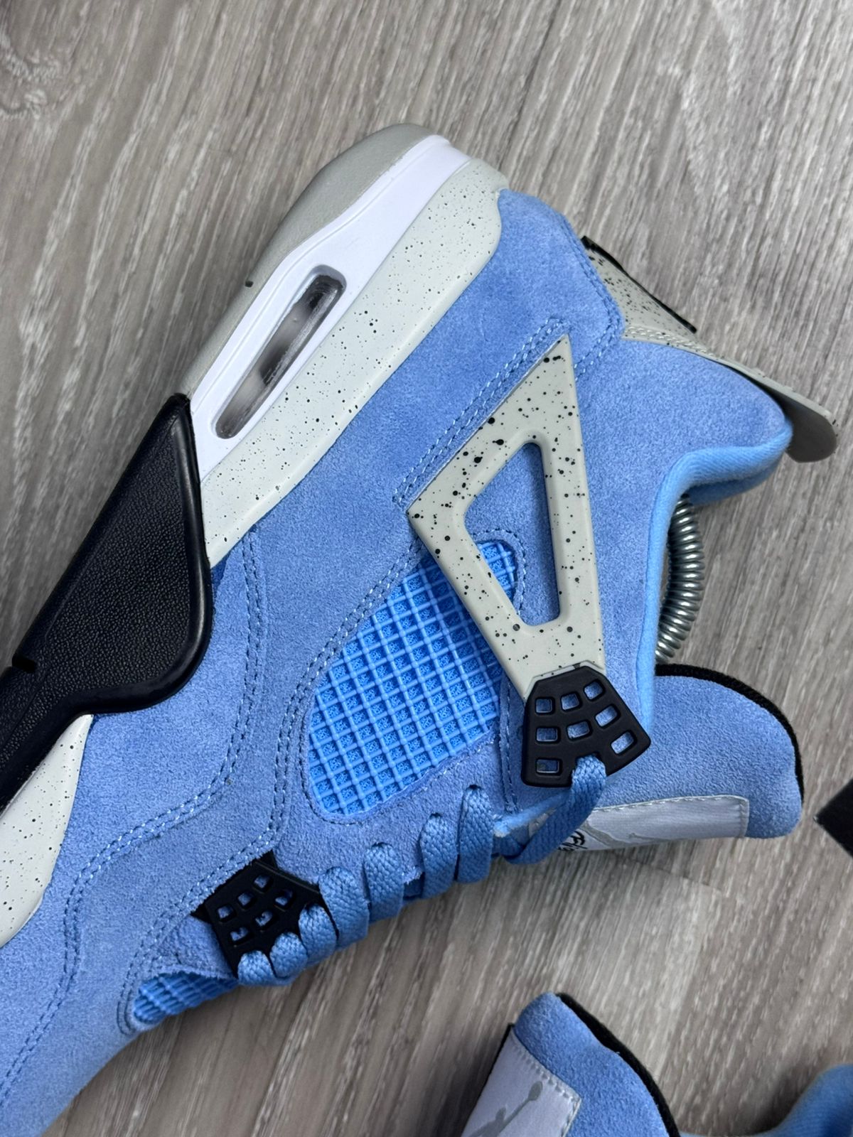 TÊNIS NK JORDAN 4 - UNIVERSITY BLUE