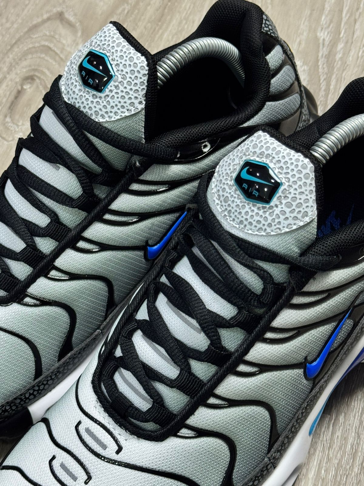 TÊNIS NK AIR MAX PLUS TN - KISS MY AIRS