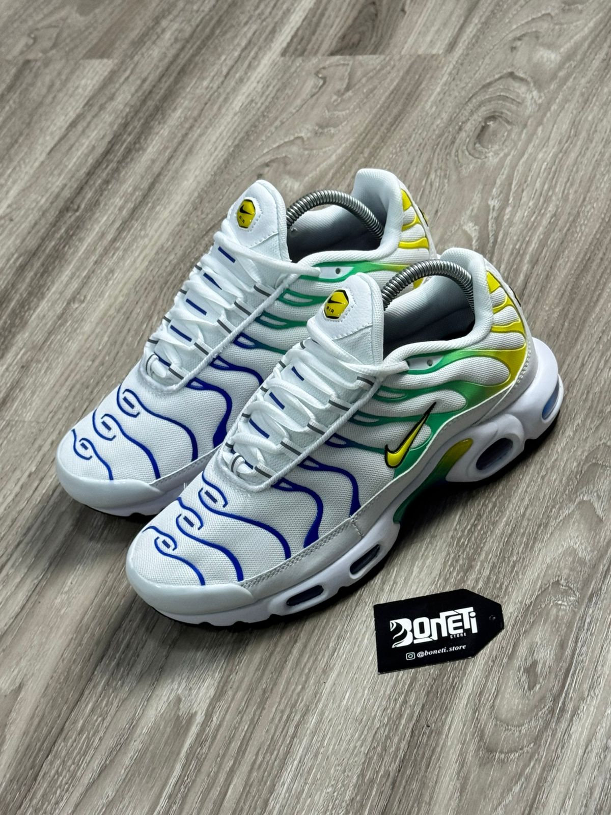 TÊNIS NK AIR MAX PLUS TN - BRASIL