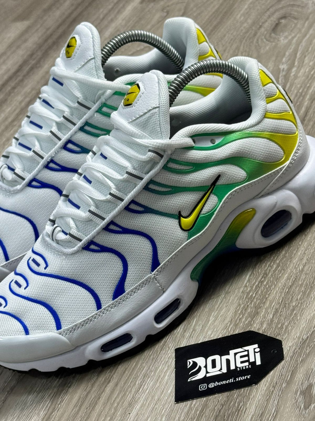 TÊNIS NK AIR MAX PLUS TN - BRASIL