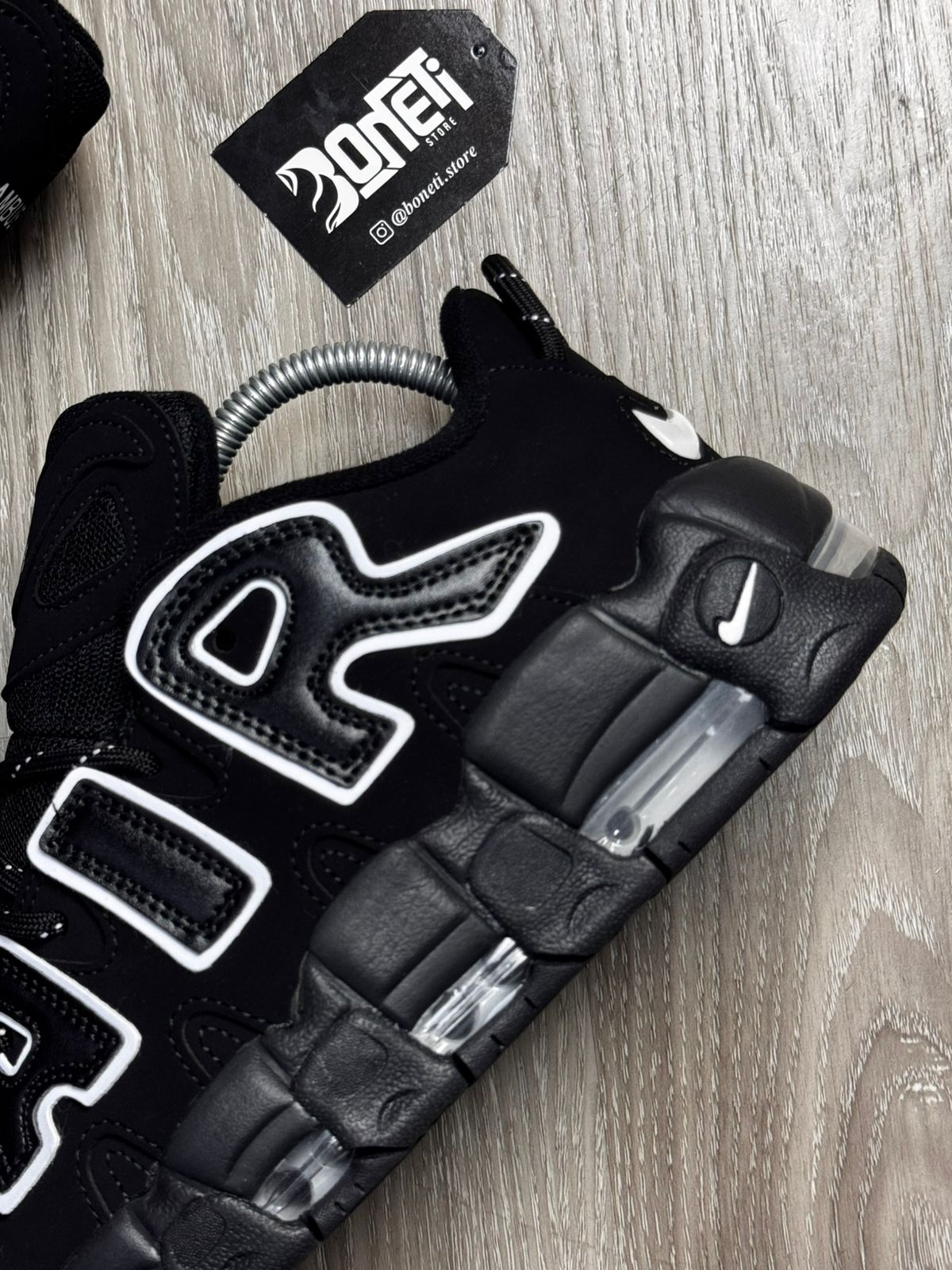 TÊNIS NK AIR MORE UPTEMPO LOW - BLACK WHITE