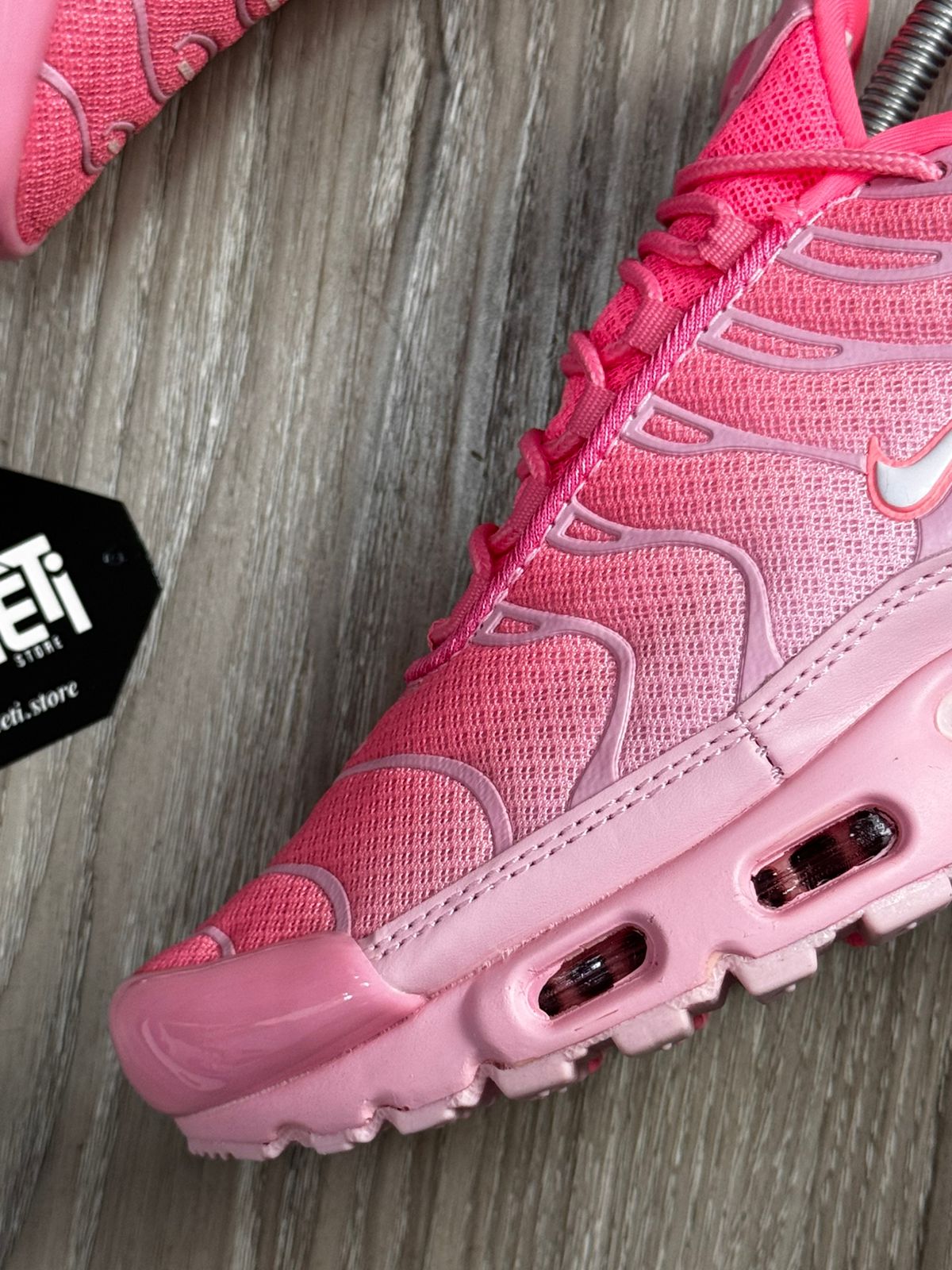TÊNIS NK AIR MAX PLUS TN - ATLANTA – Boneti Store | Oficial