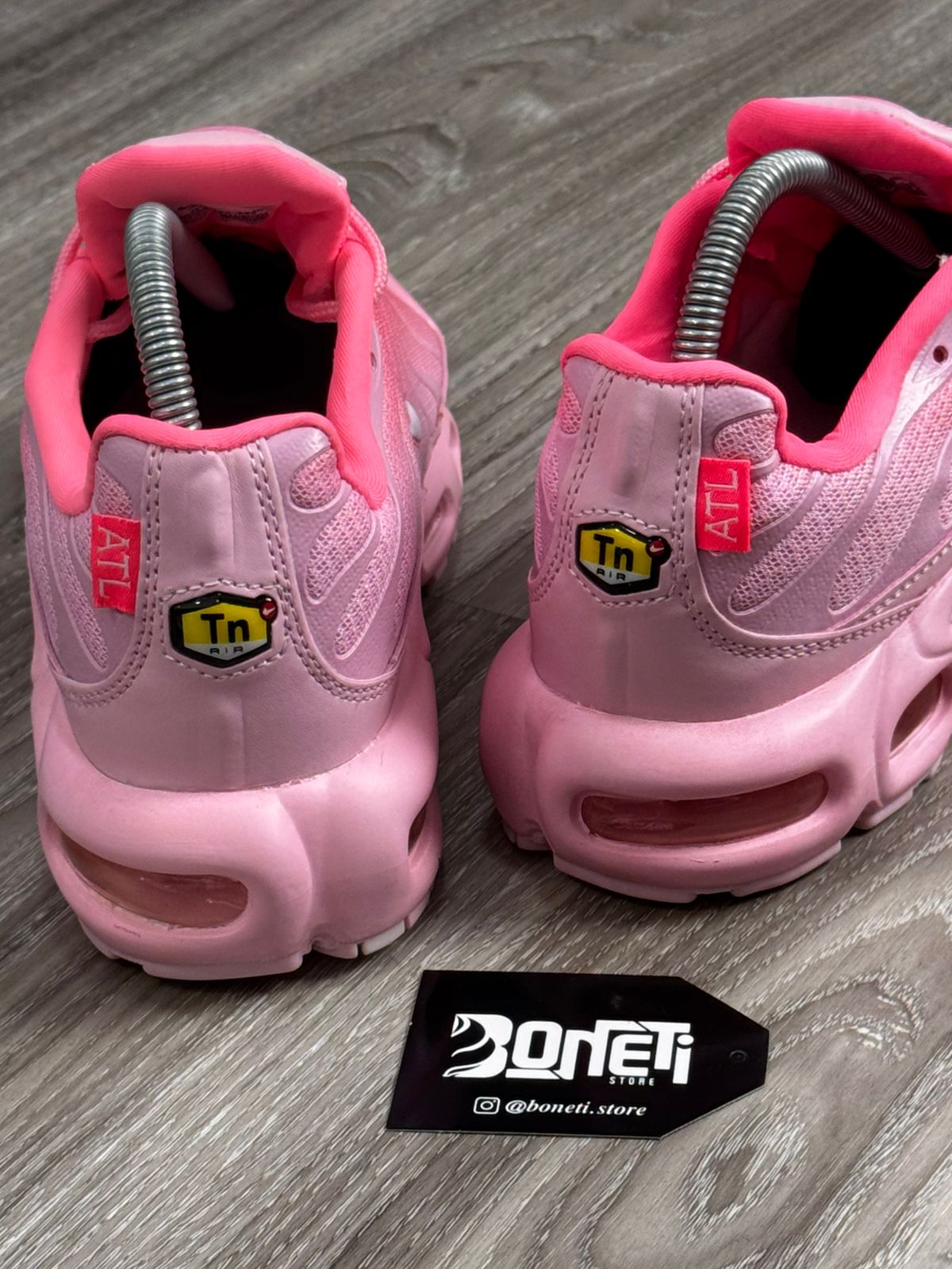 TÊNIS NK AIR MAX PLUS TN - ATLANTA
