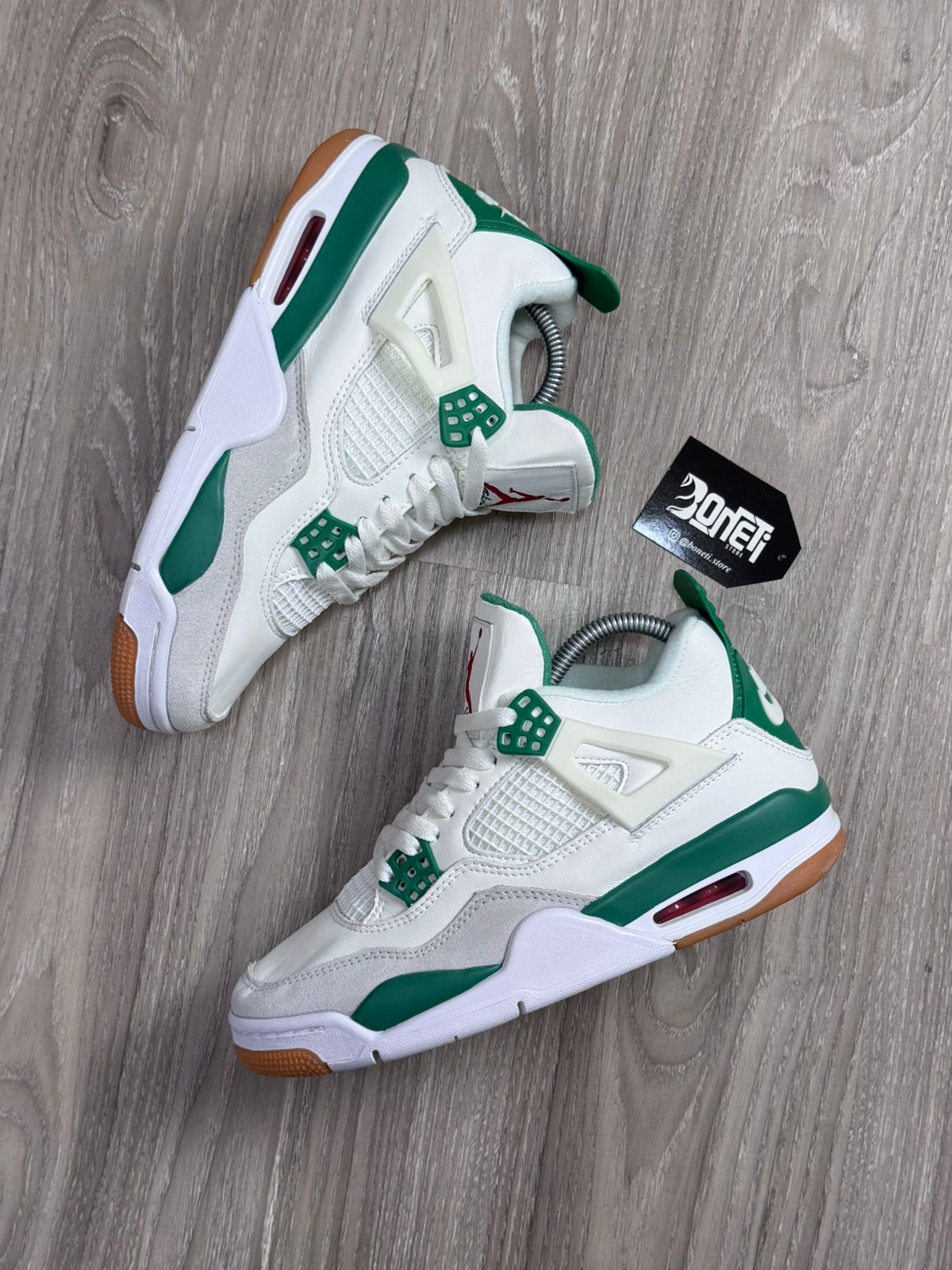 TÊNIS NK JORDAN 4 - PINE GREEN