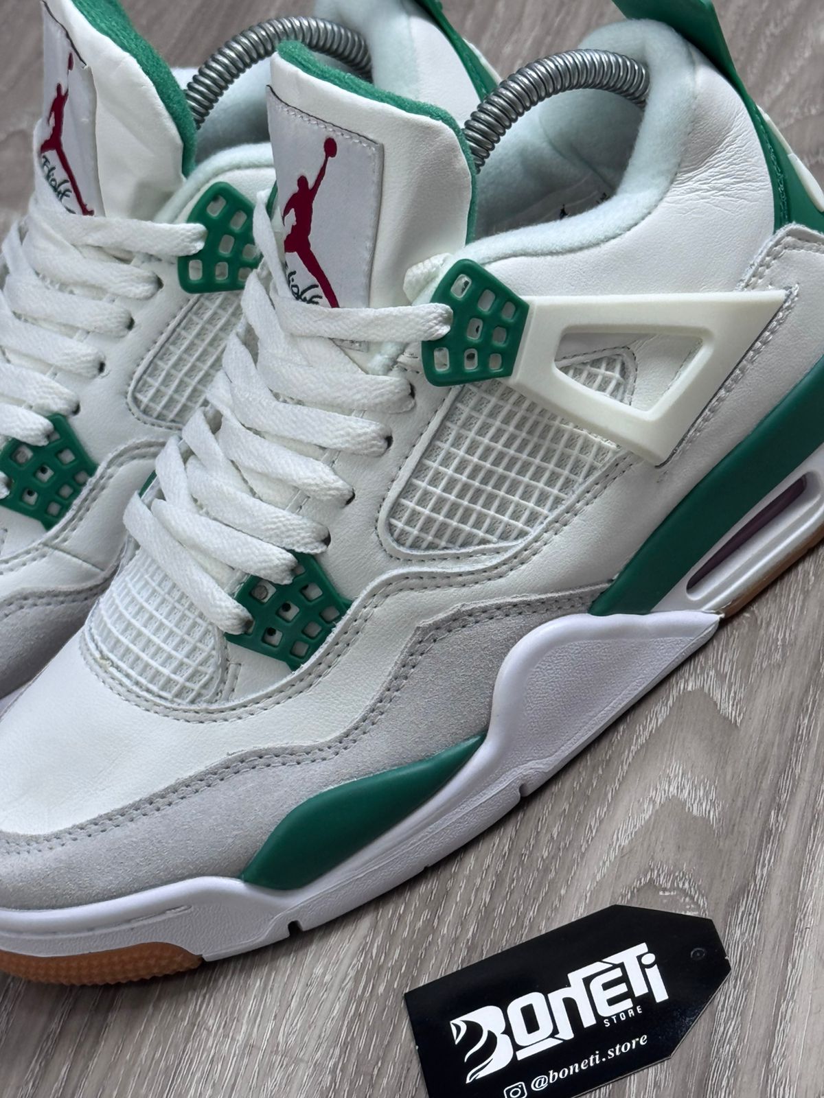 TÊNIS NK JORDAN 4 - PINE GREEN