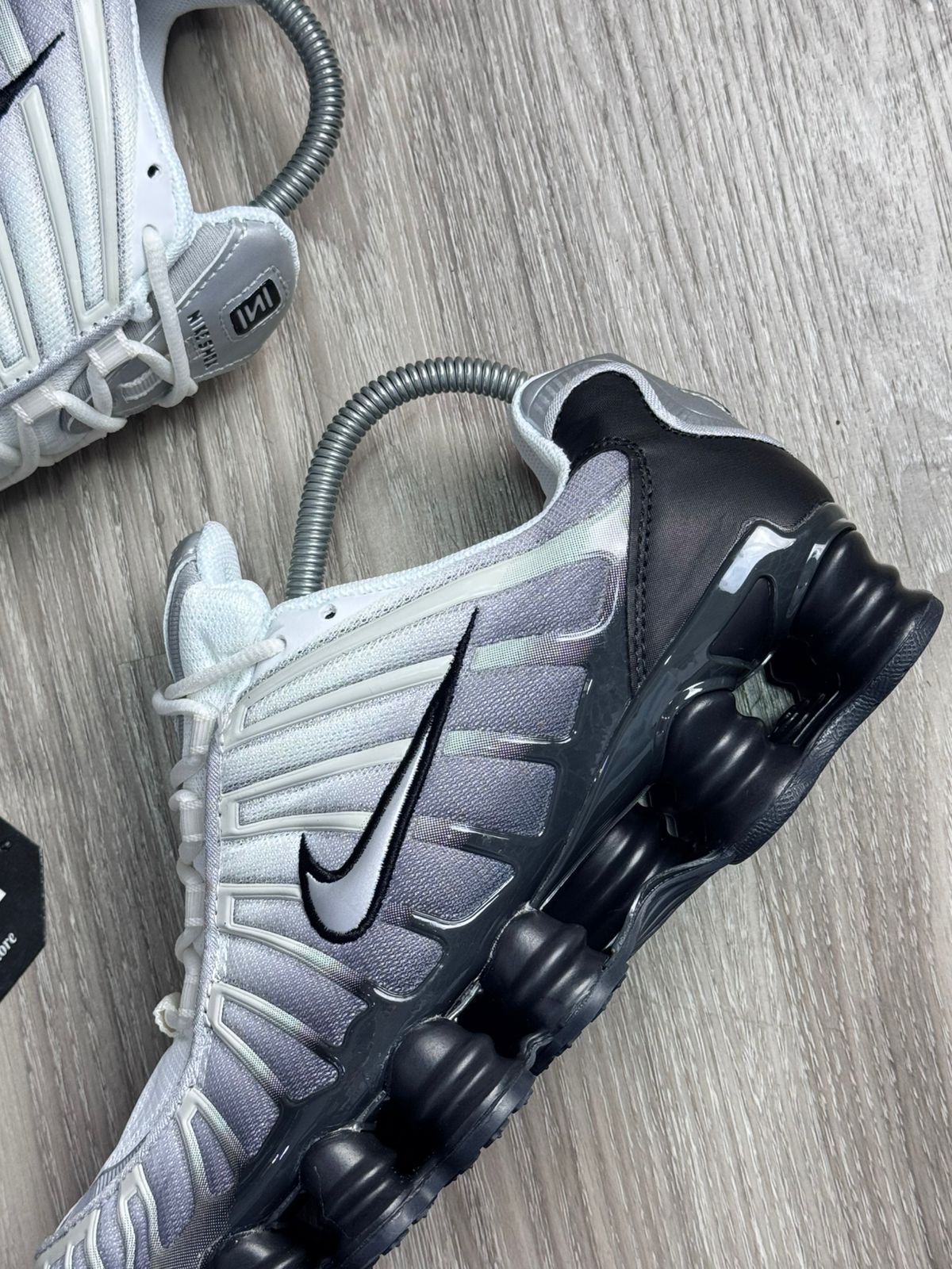 TÊNIS NK SHOX TL 12 MOLAS - FADE