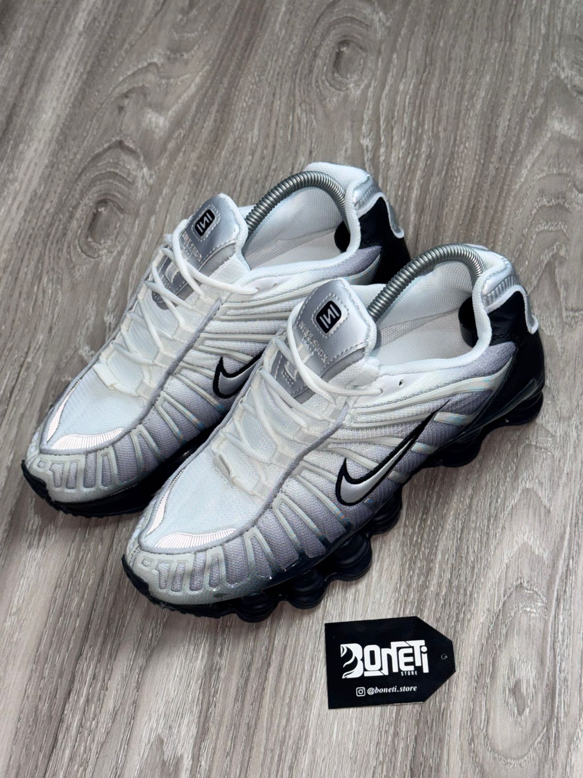 TÊNIS NK SHOX TL 12 MOLAS - FADE