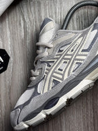 TÊNIS ASICS GEL NYC - OYSTER GREY