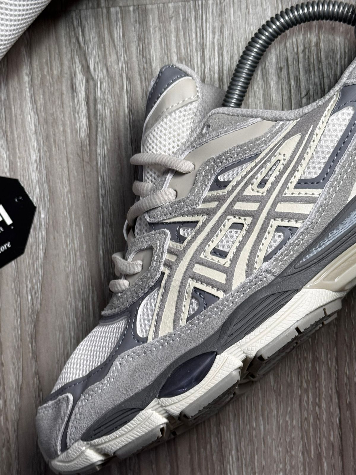 TÊNIS ASICS GEL NYC - OYSTER GREY