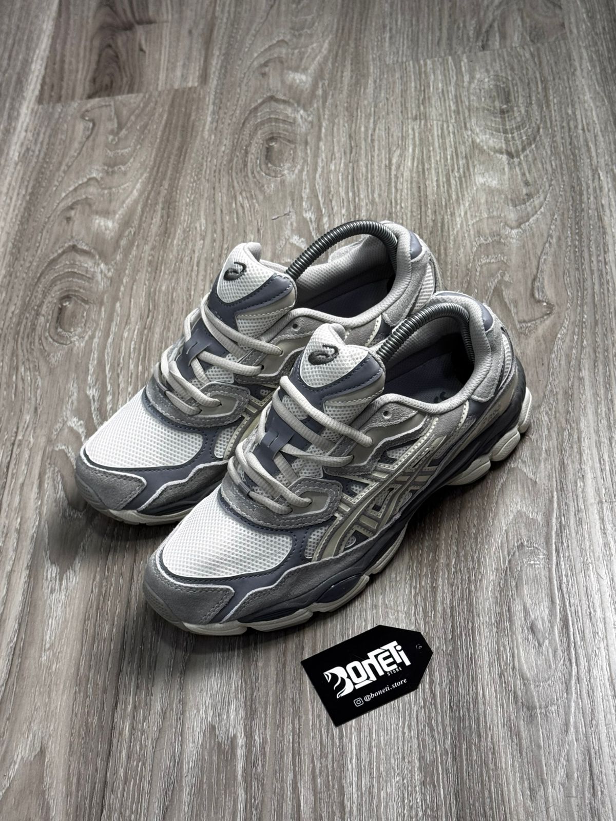 TÊNIS ASICS GEL NYC - OYSTER GREY