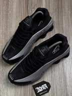 TÊNIS NK SHOX R4 - BLACK METALLIC